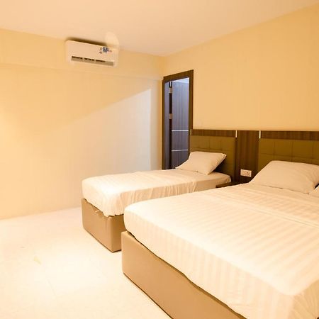 Ak Hotel Nagoya Hill Batam Eksteriør billede