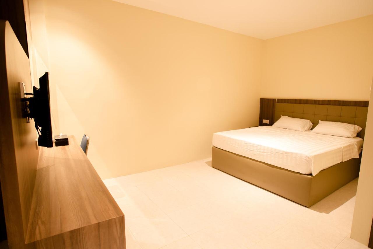 Ak Hotel Nagoya Hill Batam Eksteriør billede