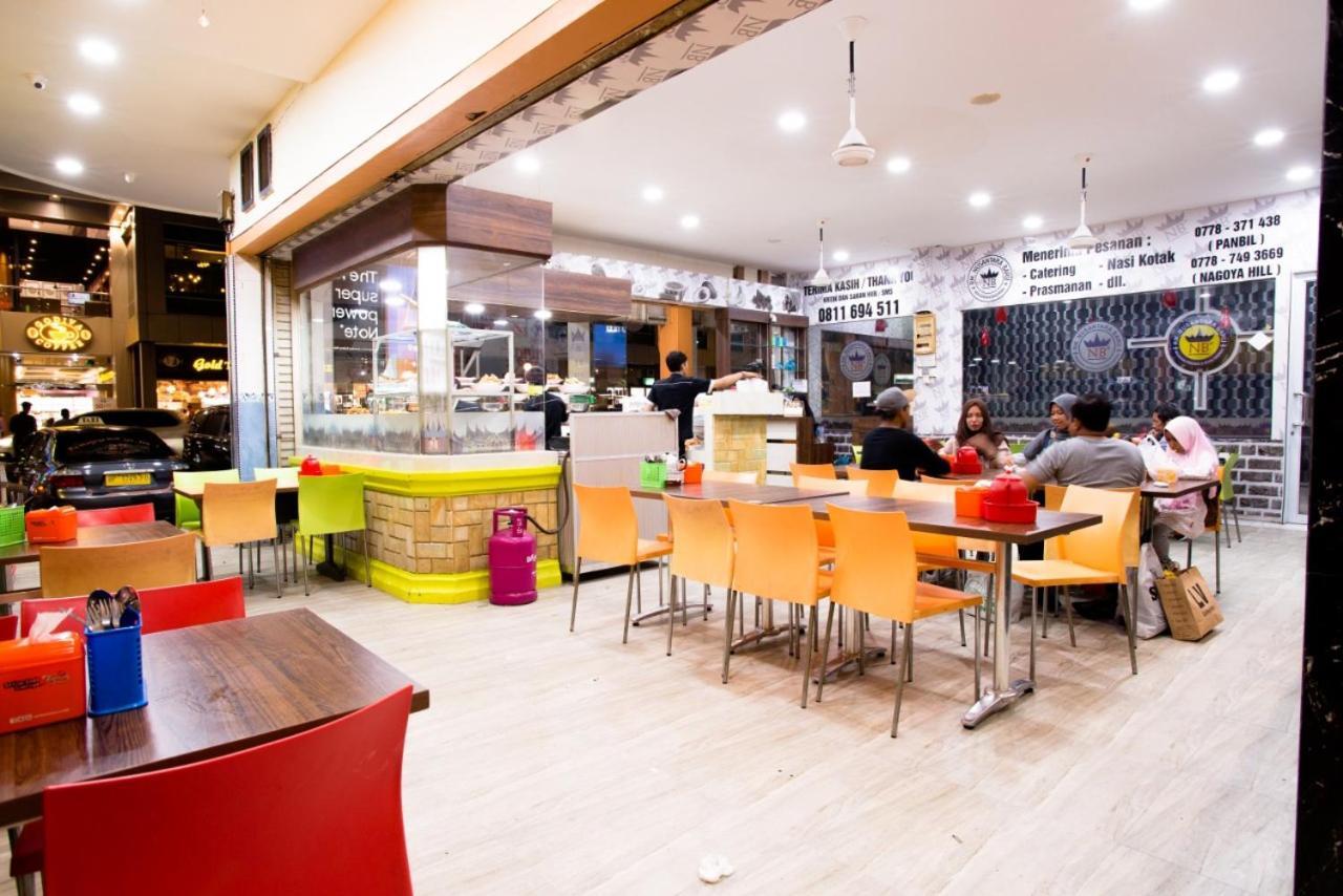 Ak Hotel Nagoya Hill Batam Eksteriør billede